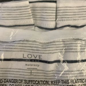 Gap large maternity top